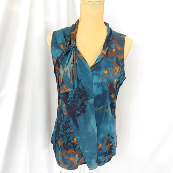 Elie Tahari Tops - Elie Tahari teal floral print 100% silk blouse